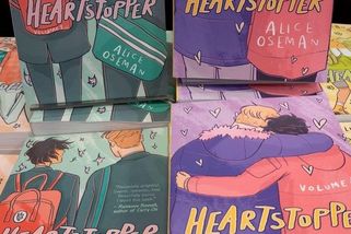 Musí být kniha s kluky, co se vedou za ruku, v neprůhledném obalu? Rakušan tepe poměry v Maďarsku - Novinky