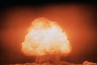 Úřad zveřejnil rady, jak si počínat při jaderném útoku. Lidé zahltili web - Novinky