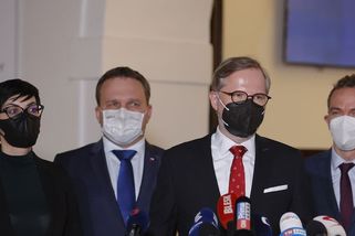 Plané sliby nové vlády. Platy učitelů nebo odvolání Stříže - Novinky