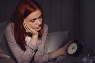 Jak usnout, když se vám hlavou honí myšlenky kvůli problému či důležité události - Novinky