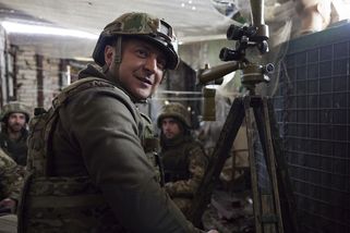 Ukrajinský prezident světu ukazuje, jak se chová lídr - Novinky