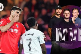 Proč si fotbalisté dávají dlaň před pusu. MVP připomnělo případ Kúdela - Seznam Zprávy