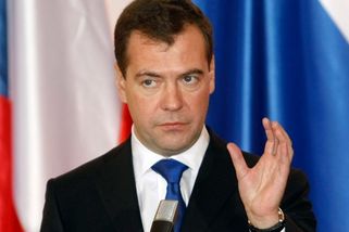 Mír na Ukrajině bude podle našich podmínek, prohlásil Medveděv - Novinky