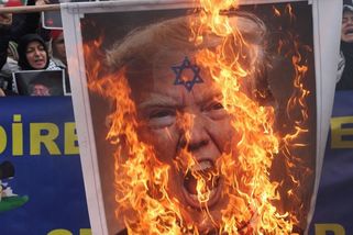 FOTO: Útok na Írán a jeho následky ve světě - Novinky