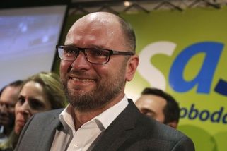 Odvolejte veřejně a kajte se, naléhá Kyjev na Sulíka - Novinky