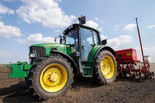 Cash Only: Blokáda se blíží. Pozor na traktory, a hlavně na peněženky - Seznam Zprávy