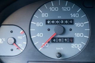 „Šrot“ se převléká za ojetiny. Nařízení EU zpřísní praxi - Seznam Zprávy