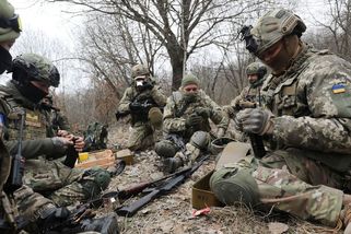 Vězni žádají o milost. Chtějí bojovat - Novinky