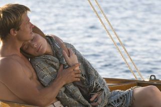 Podivuhodný případ Benjamina Buttona: Brad Pitt hodinu nehraje, honorář rozdal a dcera Shiloh v záběru