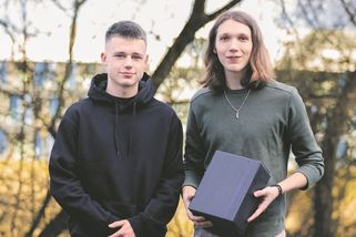Vratné mohou být i krabice, tvrdí mladí vynálezci z Moravy. Ta jejich vydrží až 60 cest - Novinky