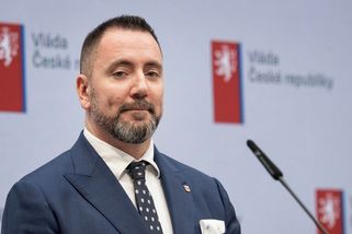 Červený dorazil na jednání s prezidentem - Novinky