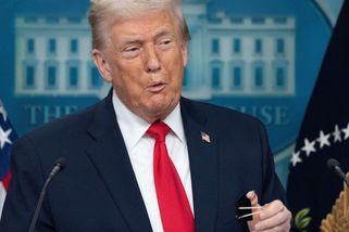 Trump vyškrtá 200 amerických specialistů ve strukturách NATO - Novinky