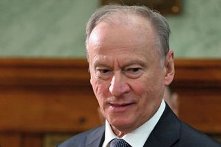 Rusku se nelíbí zásahy proti stínové flotile. Mluví o úderech na námořnictvo NATO - Novinky