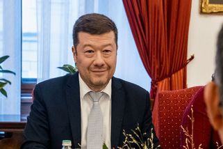 Okamura in, Řehka out. Prioritou Babišovy vlády je...