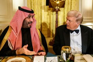 Trump se rozhodl k útoku na Írán, i když nemusel. Tlačili na něj Netanjahu i saúdský princ - Novinky