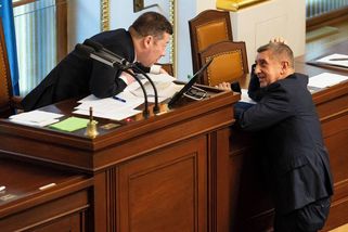 Sněmovna projedná vydání Babiše a Okamury - Novinky