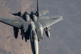 Havárie amerických stíhaček v Kuvajtu: Jedna byla sestřelena - Novinky