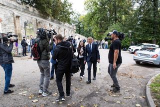 Osmdesátiny exprezidenta Zemana. Kdo dorazil na oslavu? - Seznam Zprávy