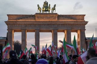 Íránskou odvetu nelze vyloučit ani v Evropě. Německo varovalo před spícími buňkami - Novinky