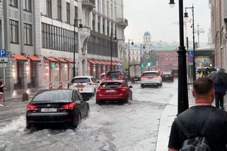 Moskva pod vodou. Za dvě hodiny napršelo stejně jako jindy za měsíc - Novinky