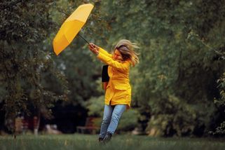 Glosa: Tupé škrty. Ruce pryč od našich meteorologů - Seznam Zprávy