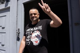 Pavel Novotný má další průšvih: Má exekuce, jeho dluhy ohrožují i rodiče. Všechno zaplatím! říká