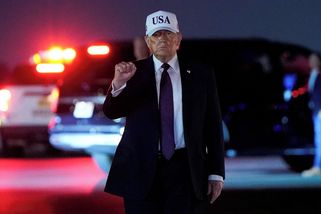 Trump: Íránské vedení jsme zlikvidovali během tří úderů, vy víte o jednom - Novinky