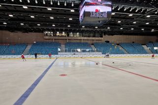 Máme lepší kabiny než O2 arena, chlubí se Třebíč novým zimním stadionem - Novinky