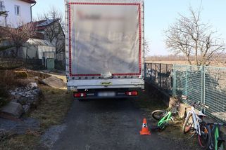 Řidič náklaďáku nadýchal odpoledne téměř pět promile. Slivovice jsem se napil po nehodě, tvrdil - Novinky