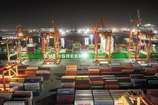 Ceny přepravy po moři stouply o pětinu, zaplatí to zákazníci - Novinky