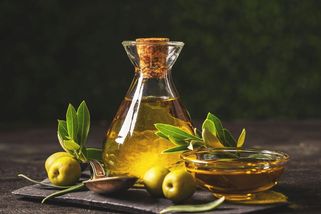 Nejzdravější olej na vaření? Jednoznačně olivový, ale i jeho používání má svá pravidla - Novinky