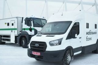 Maďarsko předá Ukrajině zabavená auta, ale bez peněz a zlata - Novinky