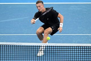 TENIS ONLINE: Lehečka začal mizerně. Menšíka čeká světová dvojka - Sport.cz