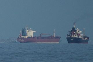 Ropná armáda míří do Rudého moře. Saúdové se snaží obejít Hormuzský průliv - Novinky