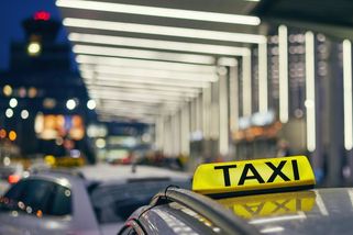 Cizinci tvoří v Praze většinu řidičů taxi. Jazyková zkouška může přepsat trh