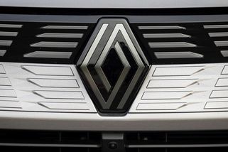 Renault chystá novou generaci elektromobilů. Dojezd až 750 km a nabití za 10 minut - Novinky