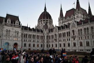 Nejde jen o Budapešť: maďarské volby mohou změnit celou EU