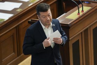 Okamura si prosazuje zrušení dávek Ukrajincům. Ministerstvo lavíruje - Novinky