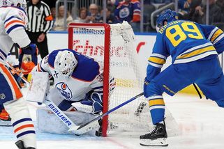 NHL | St. Louis předvedli velký obrat, Palát při prohře Islanders nebodoval - Sport.cz