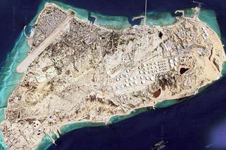 Proč USA váhají? Likvidace ostrova Charg, ropného srdce Íránu, by trvala pár vteřin - Novinky