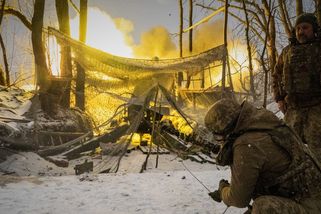 Problémy Rusů a postupující Ukrajinci. Ve stínu války v Íránu se mění situace na frontě, míní experti