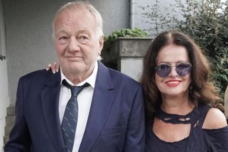 Luděk Sobota na dovolené v exotice: Tulil se k čokoládové krásce!