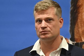 Filip Turek se pochlubil momentkou s Elonem Muskem, který překvapil nejen obřím řetězem. Šéf stomatologů tleská - Super.cz