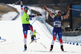 Paralympiáda | Už jsem hrdá biatlonistka, hlásí držitelka zlata. Konečně může předvést, jak umí českou hymnu - Sport.cz