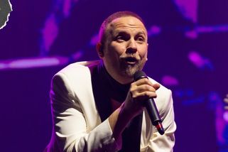 NAŽIVO: O5 a Radeček staví protipól mudrování. Dobrotivé publikum kapele odpustilo křeč | Headliner