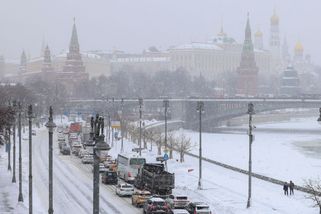 Moskvu zasáhla bouře Valli, ve městě leží téměř 80 cm sněhu - Novinky