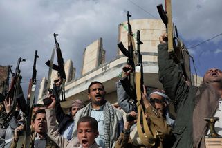 Húsíové hrozí, že zablokují průliv Bab al-Mandab, strategickou tepnu mezi Evropou a Asií - Novinky