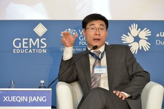 Říkají mu čínský Nostradamus. O osudu USA v Íránu...