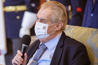 Agenti podle BIS pronikli přímo do Vrbětic. Zeman tvrdil, že to není jisté - Seznam Zprávy
