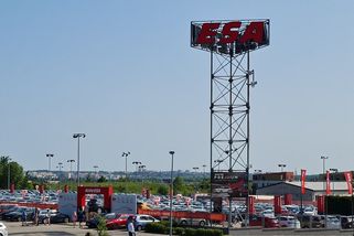 Za nekalé obchodní praktiky uložila ČOI bazaru Auto ESA pokutu 400 tisíc